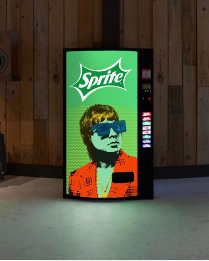 Máquina de Sprite con retrato pop-art de Chencho Corleone